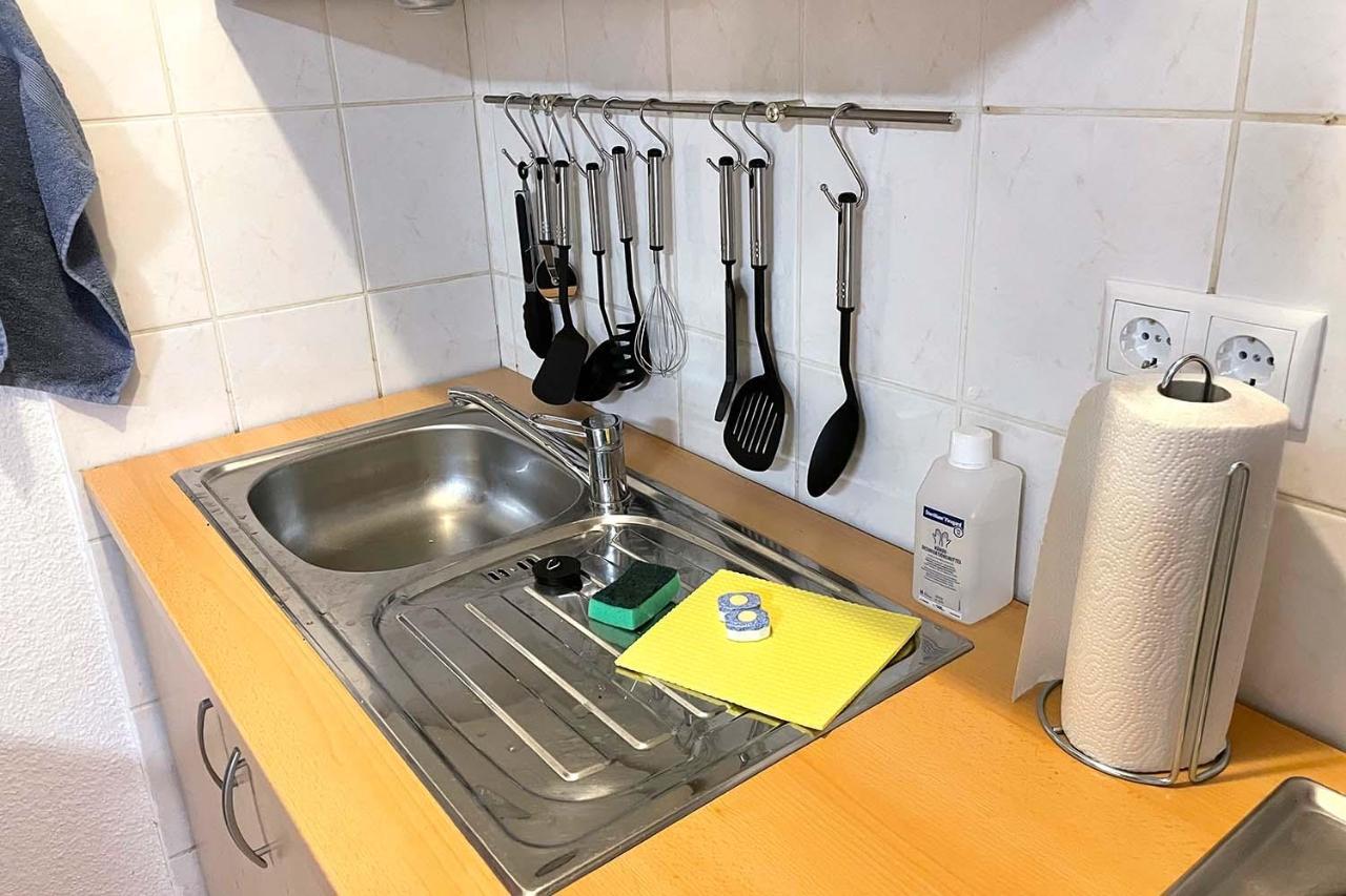 City Apartment With Wifi Near Jena Kahla  Екстер'єр фото